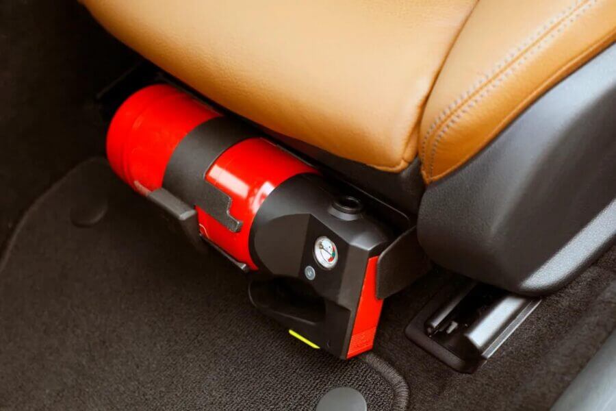 Equipamiento para autocaravanas: accesorios imprescindibles para viajar cómodo, seguro y preparado todo el año 2 Accesorios Extintor Autocaravanas